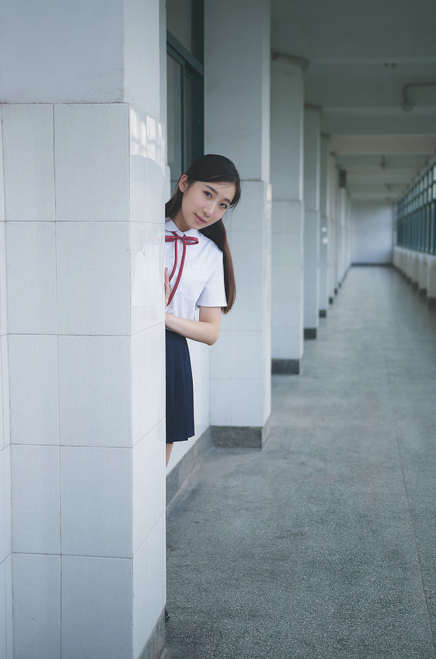 美女校花清纯可爱校服性感裙角飞扬写真清纯美女 甜美可爱 制服诱惑 清纯诱惑 