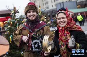 俄罗斯欢度谢肉节 为期7天每天都有不同的庆祝方式