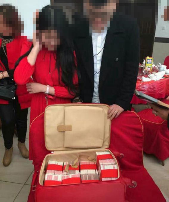 订婚收288万聘金 网友：金钱有价！真情无价！这些钱算什么？