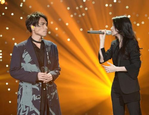 “歌手”林忆莲张惠妹携手夺冠 李健岳云鹏有笑果