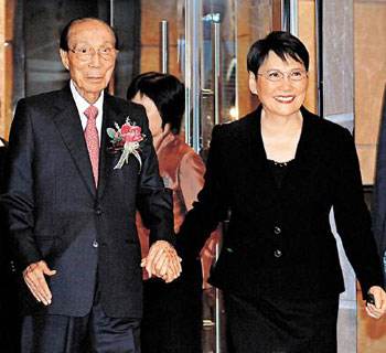 邵逸夫八旬遗孀被曝入院 TVB高层:并无大问题