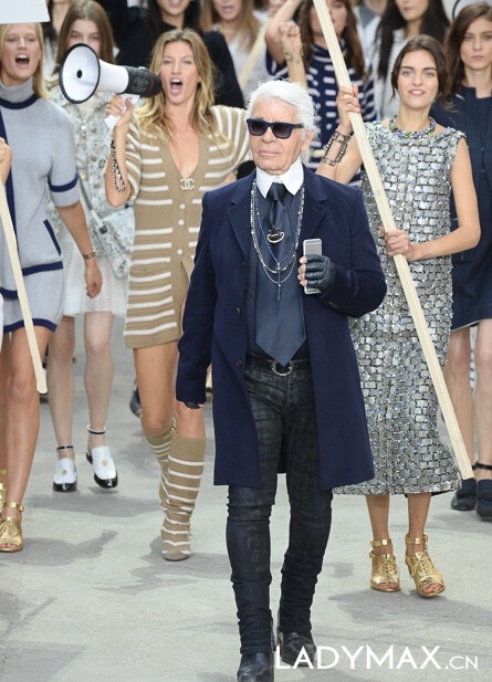 Chanel高调游行仅作秀 时尚真的是抗议绝佳平台？