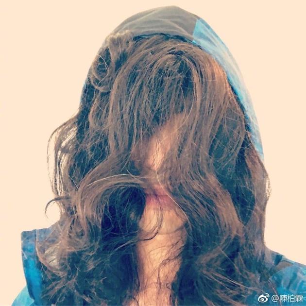 陈柏霖女装